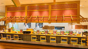Review Robot Sushi vs Tradisi Itamae di Restoran Tokyo